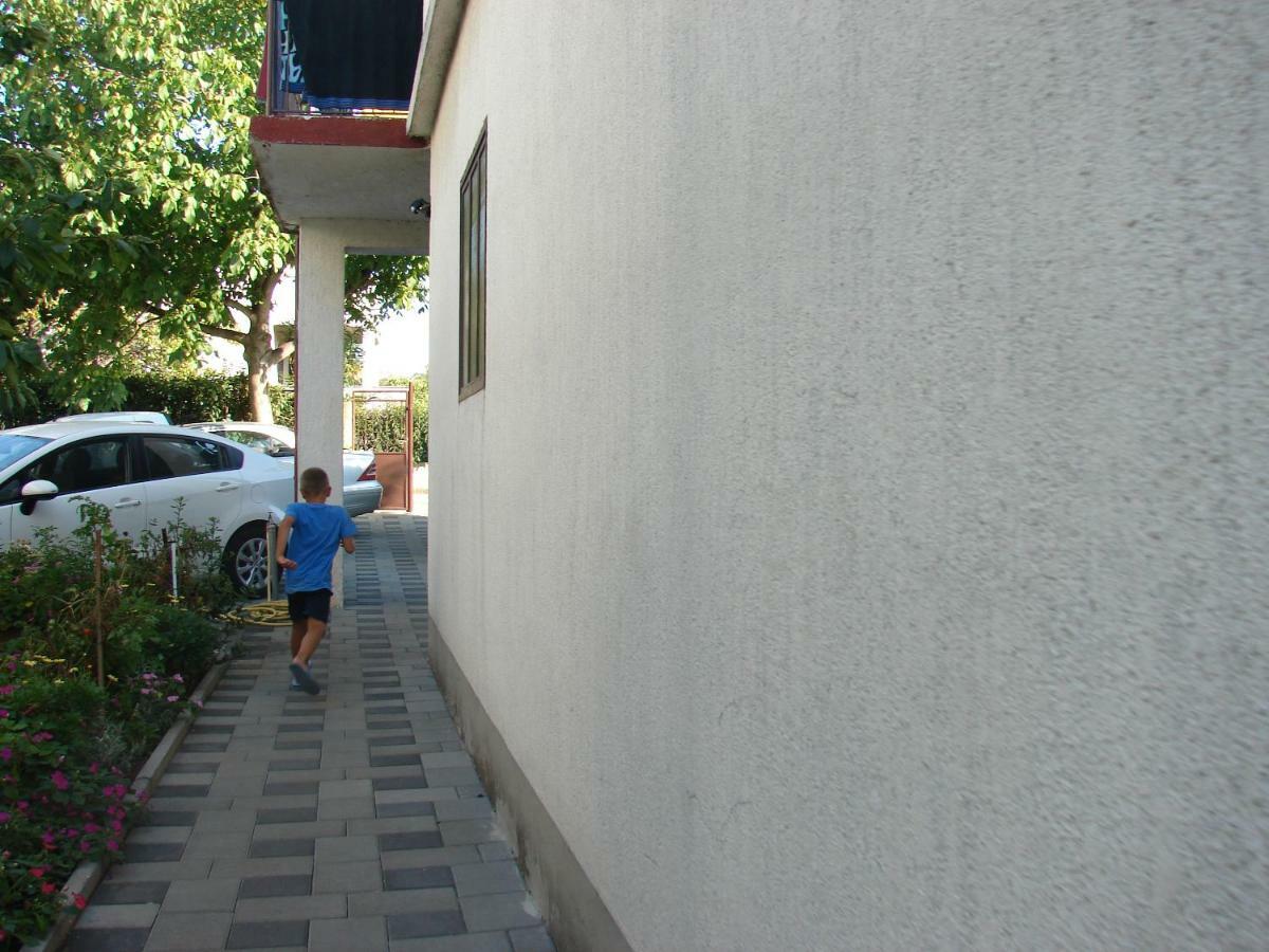 Hotel Filip 2 Biograd Na Moru Exterior foto